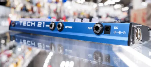 Tech 21 - Bass Fly Rig V2 Multi-Effects Pedal 2